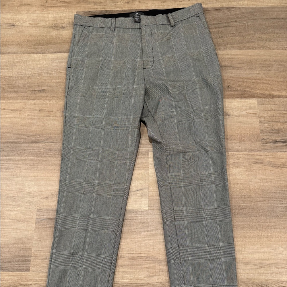 H&M Black and White Checkered Pants. Slim Fit. 34 Waist.